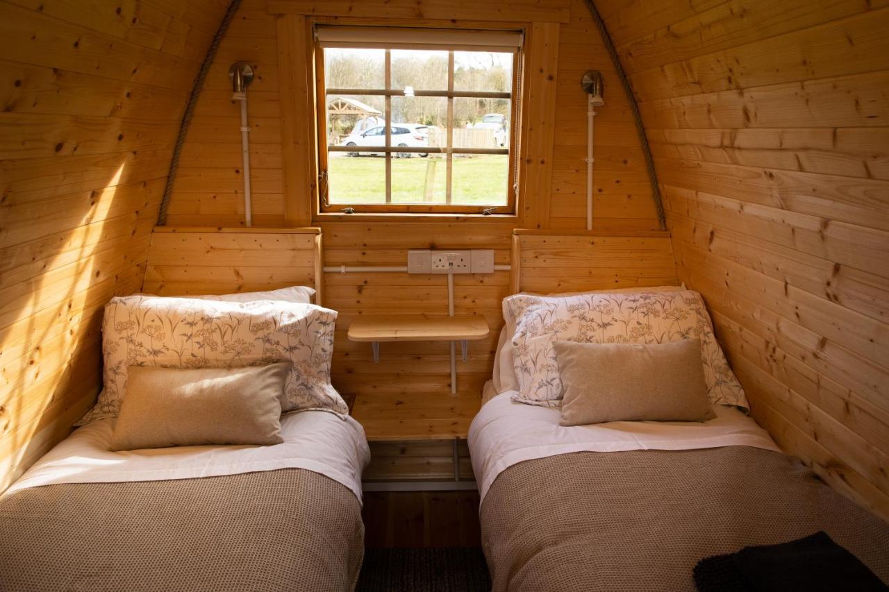 Cosy Pod-Cabin Near Beautiful Landscape In Omagh Exterior photo